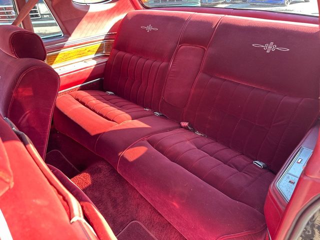 1983 Lincoln Mark VI Base Trim - 22720212 - 11