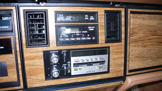 1984 Cadillac Seville Base Trim - 16693963 - 26