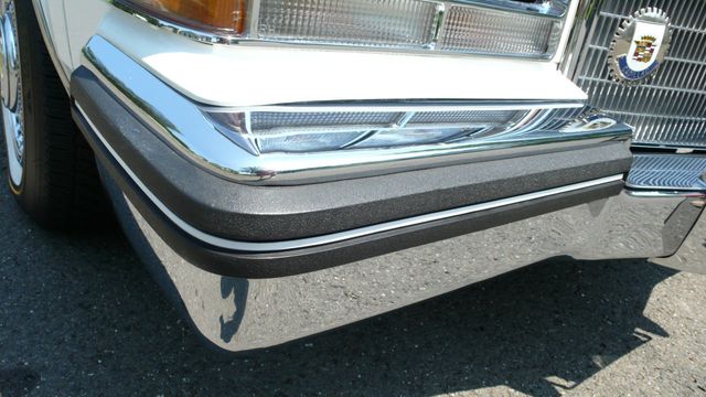 1984 Cadillac Seville Base Trim - 16693963 - 39