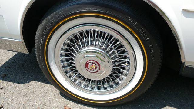 1984 Cadillac Seville Base Trim - 16693963 - 44