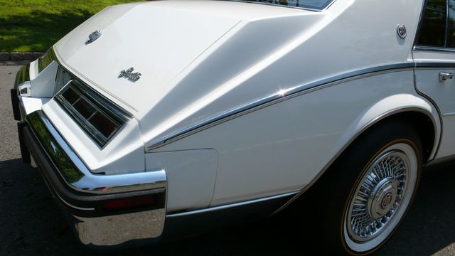 1984 Cadillac Seville Base Trim - 16693963 - 68