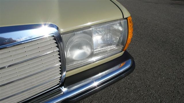 1984 Mercedes-Benz 240D 123 CHASSIS - 8158815 - 9