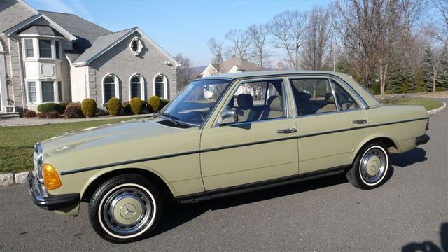 1984 Mercedes-Benz 240D 123 CHASSIS - 8158815 - 2