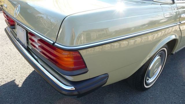 1984 Mercedes-Benz 240D 123 CHASSIS - 8158815 - 34