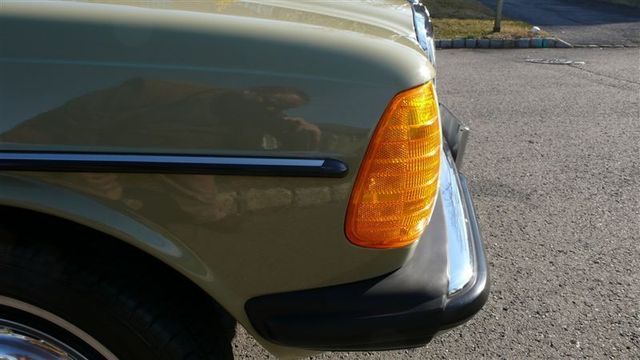 1984 Mercedes-Benz 240D 123 CHASSIS - 8158815 - 42