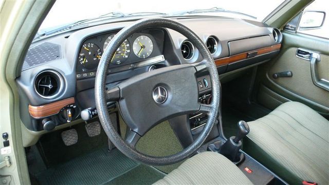 1984 Mercedes-Benz 240D 123 CHASSIS - 8158815 - 56