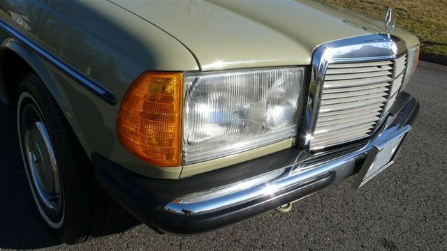 1984 Mercedes-Benz 240D 123 CHASSIS - 8158815 - 6