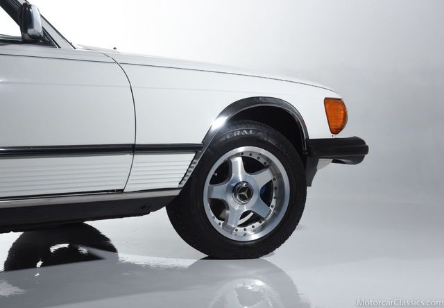 1984 Mercedes-Benz 380 SL - 22007467 - 21