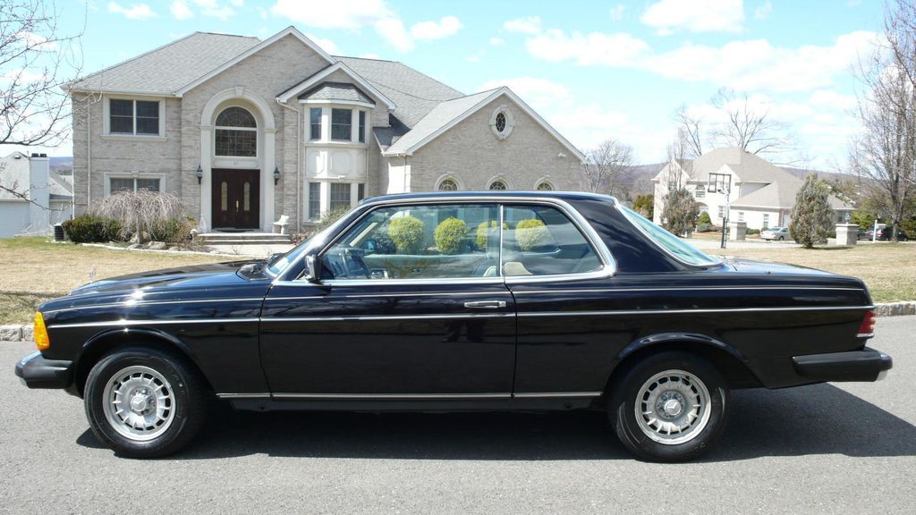 1985 Mercedes-Benz 300 CDT - 10305912 | Video 1