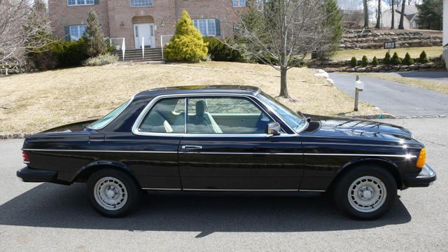 1985 Mercedes-Benz 300 CDT - 10305912 - 1