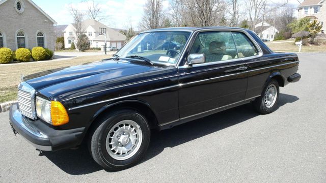 1985 Mercedes-Benz 300 CDT - 10305912 - 2