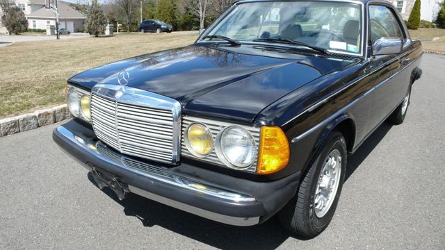 1985 Mercedes-Benz 300 CDT - 10305912 - 4