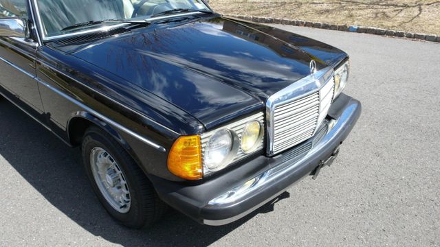 1985 Mercedes-Benz 300 CDT - 10305912 - 57