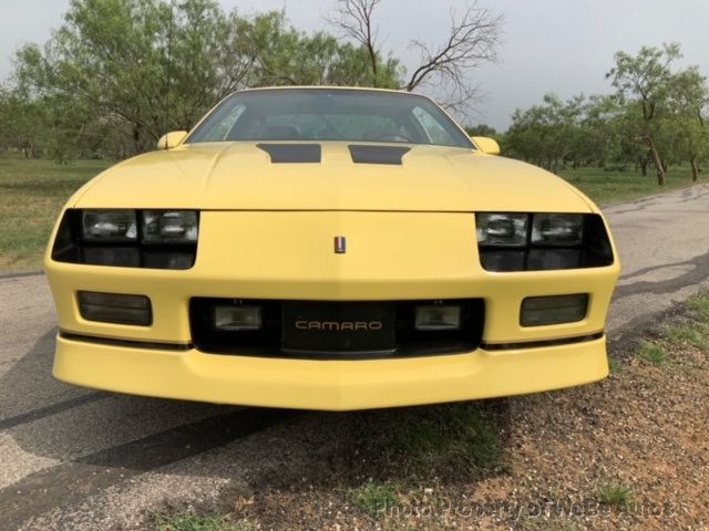 1986 Chevrolet Camaro IROC Z For Sale  - 22172863 - 3