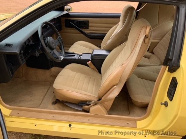 1986 Chevrolet Camaro IROC Z For Sale  - 22172863 - 6