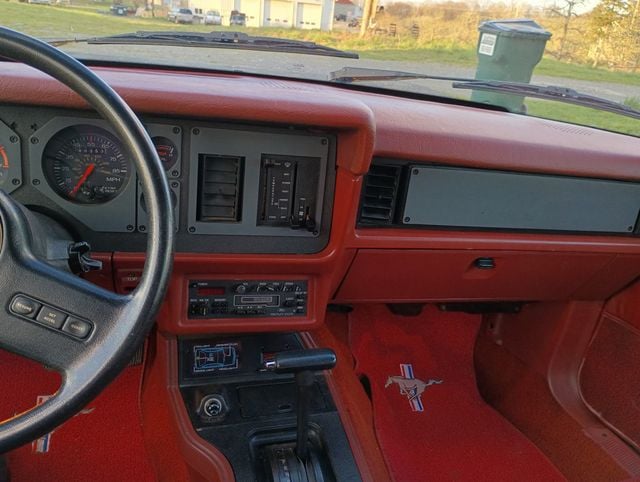 1986 Ford Mustang GT Convertible For Sale - 22402856 - 27