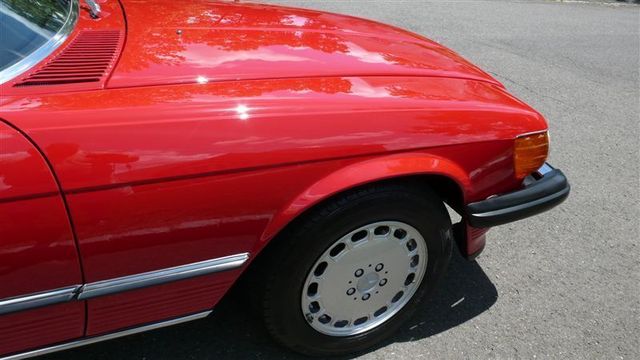 1986 Mercedes-Benz 560 SL - 8882840 - 16