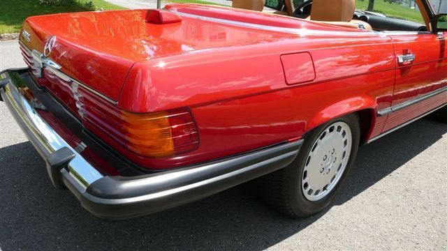 1986 Mercedes-Benz 560 SL - 8882840 - 25