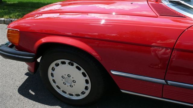 1986 Mercedes-Benz 560 SL - 8882840 - 42