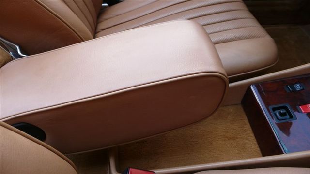 1986 Mercedes-Benz 560 SL - 8882840 - 64