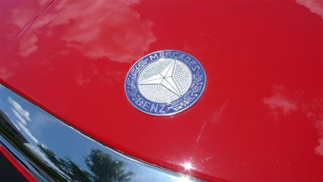 1986 Mercedes-Benz 560 SL - 8882840 - 8