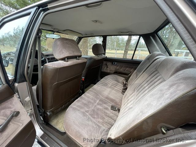 1986 Toyota Corolla 5spd Manual Transmission - 22333471 - 25