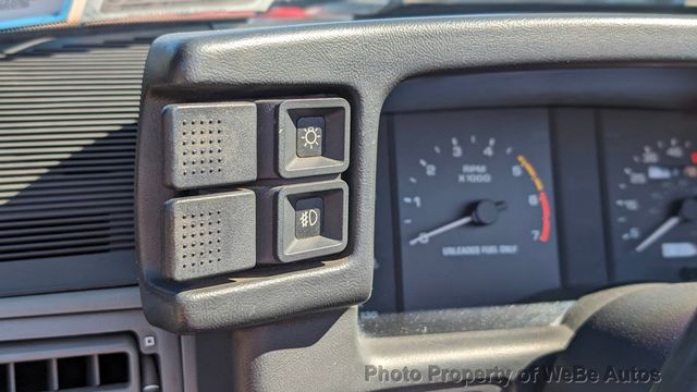 1987 Ford Mustang GT - 22433631 - 49