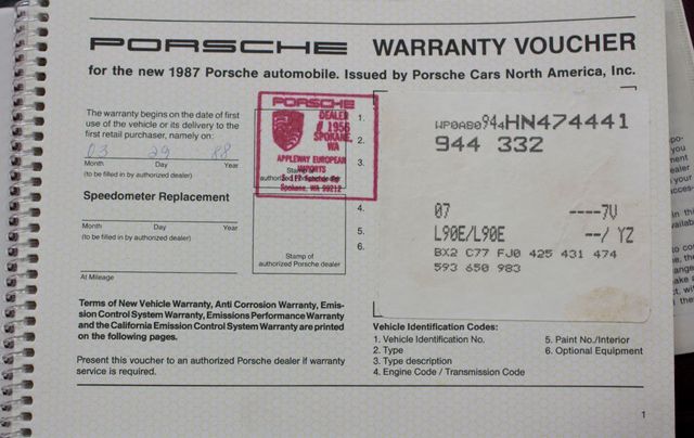 1987 Porsche 944 Base Trim - 17279147 - 32
