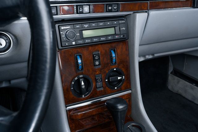 1988 Mercedes-Benz 300 Euro Spec 300SL - 22894285 - 13