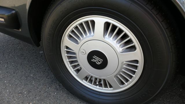 1988 Rolls-Royce Silver Spur Base Trim - 17028053 - 23