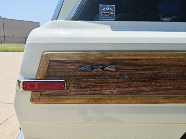 1989 Jeep Grand Wagoneer Modern Classic Jeep Grand Wagoneer 1989 Fully Restored - 22895367 - 9
