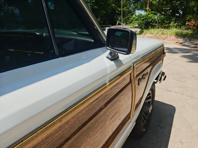 1989 Jeep Grand Wagoneer Modern Classic Jeep Grand Wagoneer 1989 Fully Restored - 22895367 - 10