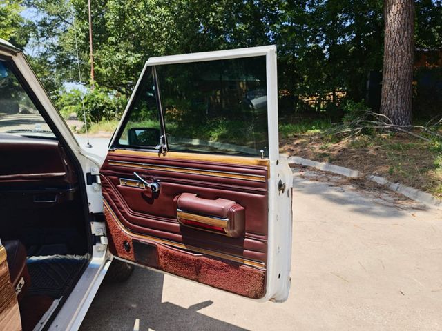 1989 Jeep Grand Wagoneer Modern Classic Jeep Grand Wagoneer 1989 Fully Restored - 22895367 - 12