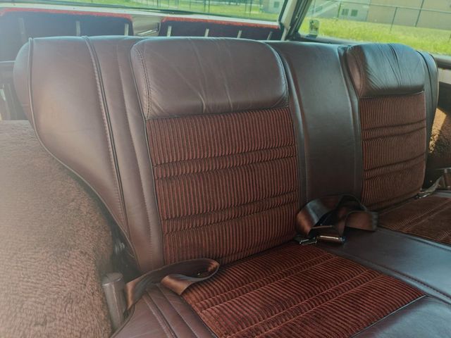 1989 Jeep Grand Wagoneer Modern Classic Jeep Grand Wagoneer 1989 Fully Restored - 22895367 - 14