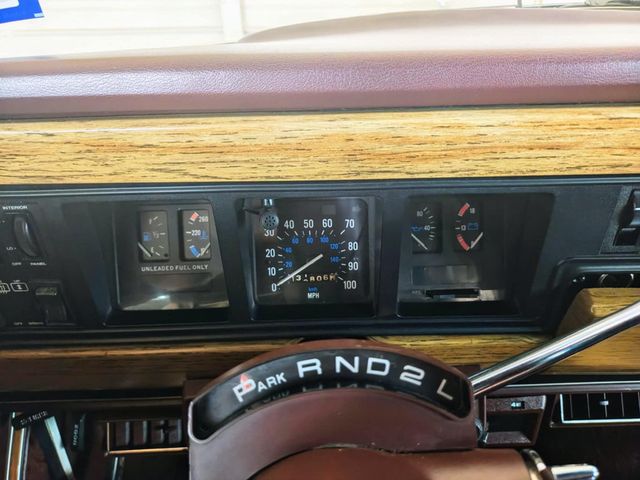 1989 Jeep Grand Wagoneer Modern Classic Jeep Grand Wagoneer 1989 Fully Restored - 22895367 - 23