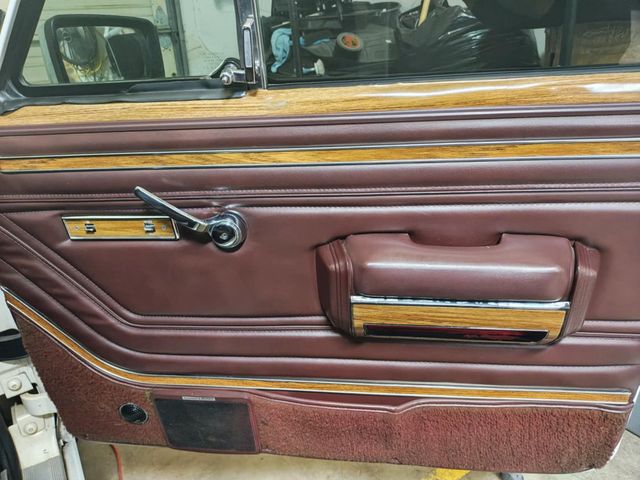 1989 Jeep Grand Wagoneer Modern Classic Jeep Grand Wagoneer 1989 Fully Restored - 22895367 - 26