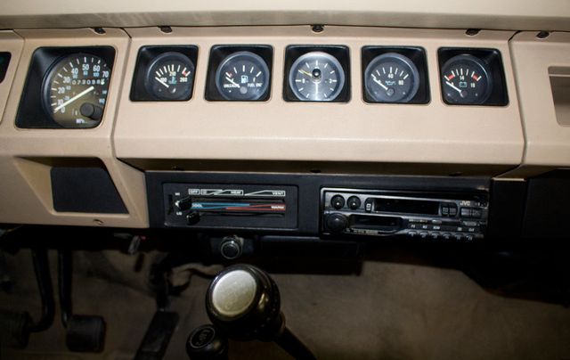 1989 Jeep Wrangler Base Trim - 16273281 - 19