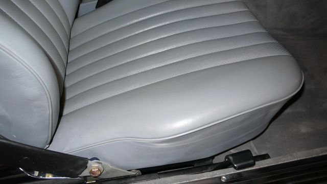 1989 Mercedes-Benz 560 Series SL - 10737841 - 10