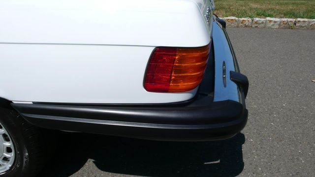 1989 Mercedes-Benz 560 Series SL - 10737841 - 37