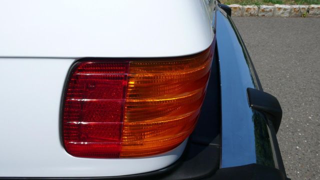 1989 Mercedes-Benz 560 Series SL - 10737841 - 38