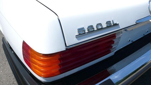 1989 Mercedes-Benz 560 Series SL - 10737841 - 39