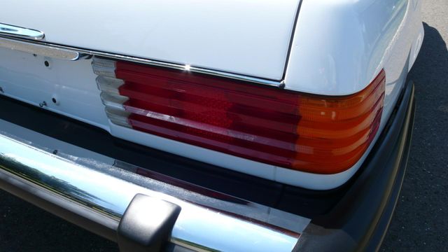 1989 Mercedes-Benz 560 Series SL - 10737841 - 42