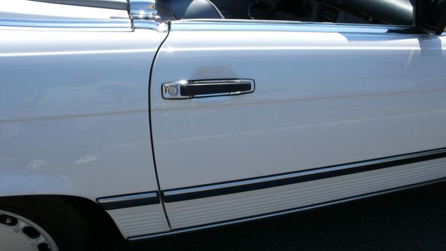 1989 Mercedes-Benz 560 Series SL - 10737841 - 48