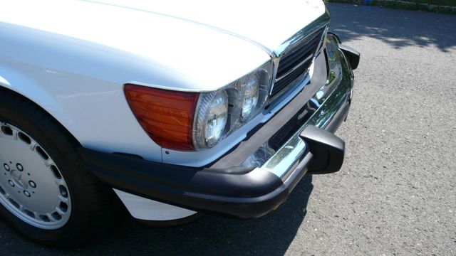 1989 Mercedes-Benz 560 Series SL - 10737841 - 57