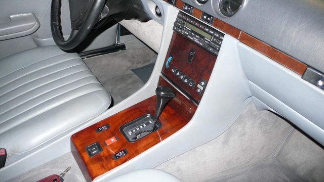 1989 Mercedes-Benz 560 Series SL - 10737841 - 8