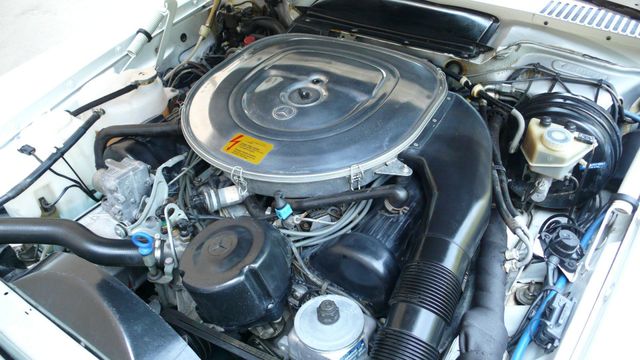 1989 Mercedes-Benz 560 Series SL - 10737841 - 91