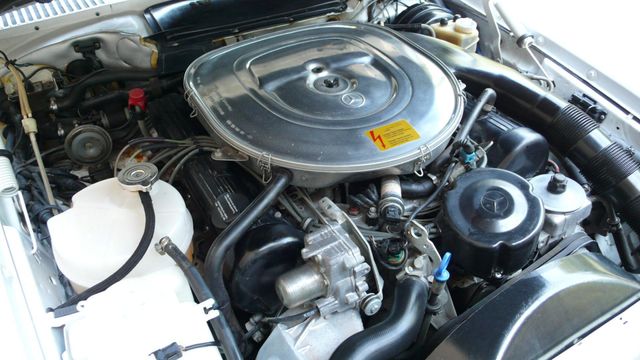 1989 Mercedes-Benz 560 Series SL - 10737841 - 92