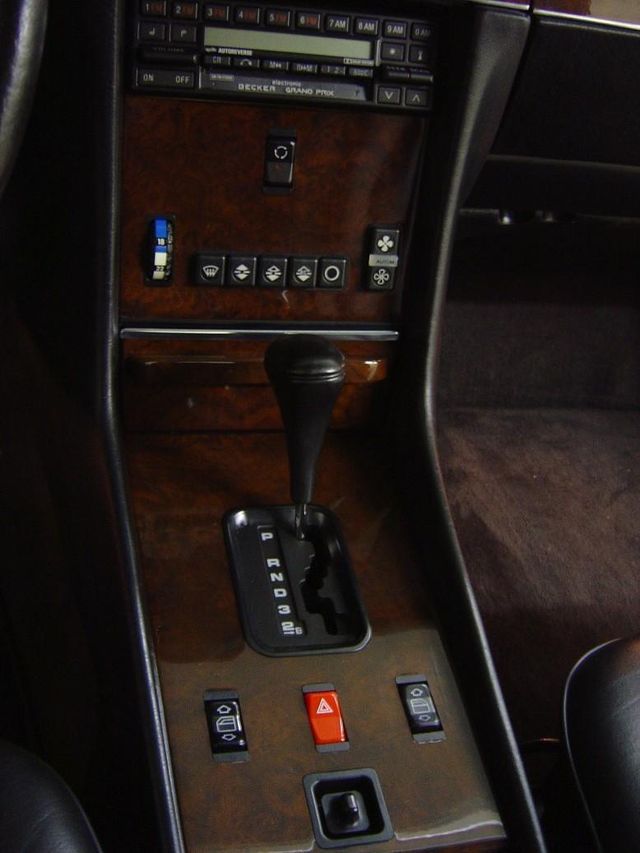 1989 Mercedes-Benz 560 Series SL - 11614492 - 24