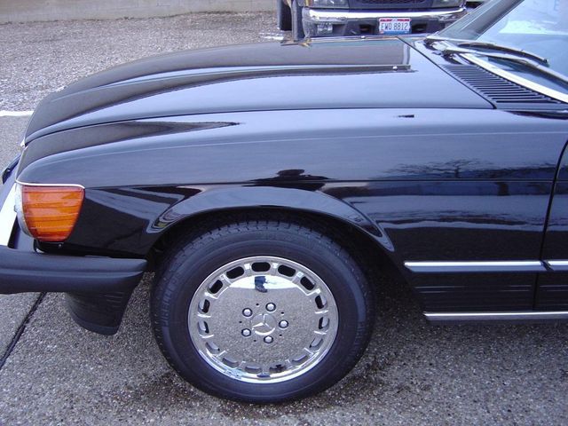1989 Mercedes-Benz 560 Series SL - 11614492 - 2