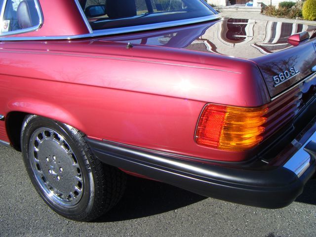 1989 Mercedes-Benz 560 Series SL - 3933890 - 23